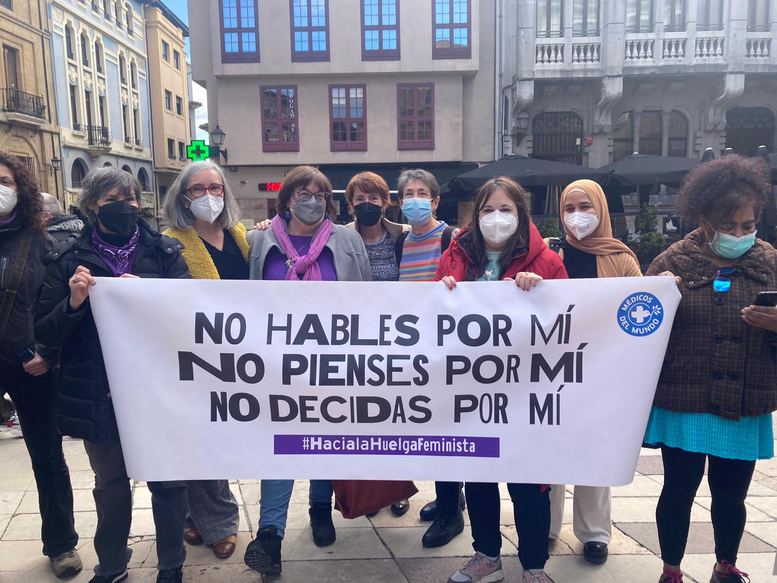 Asturias Concentración con motivo del 8M. Plaza del Ayuntamiento, Oviedo