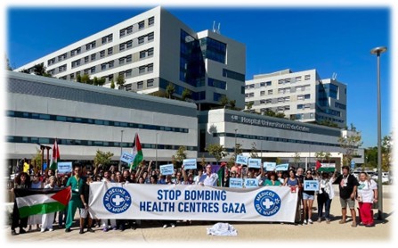 Campaña de apoyo al personal sanitario de Gaza en el Hospital Universitario 12 de Octubre. Madrid, 17 de septiembre.
