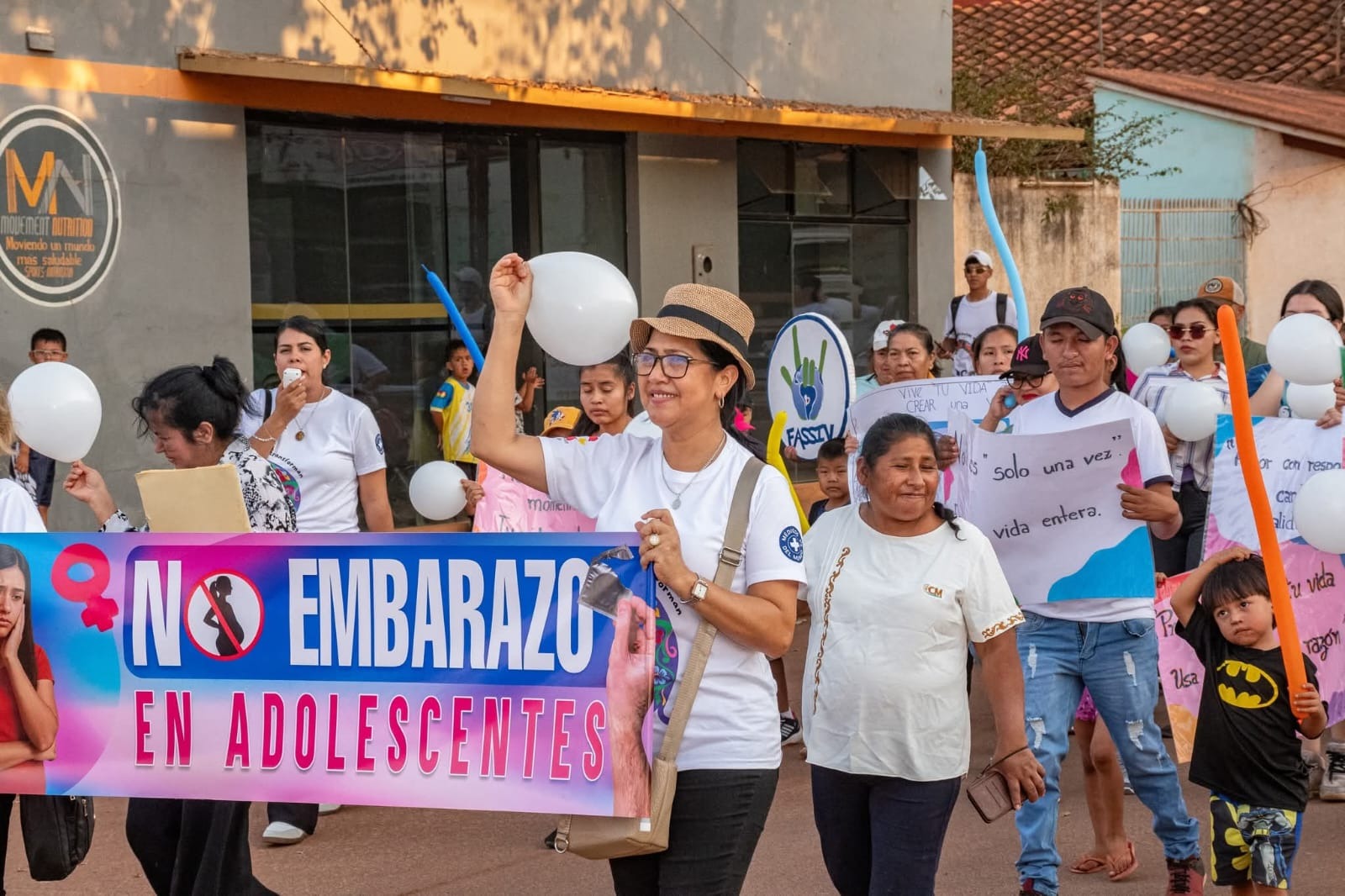 Marcha para la prevención de embarazos en San Ignacio de Velasco. Marcha para la prevención de embarazos en San Ignacio de Velasco.